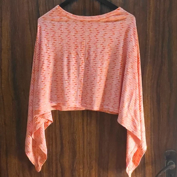🆕 unused poncho top - Picture 2 of 5